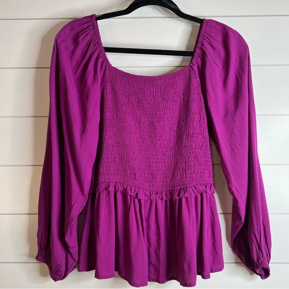 Andree by Unit Raspberry Smocked Long Sleeve Ruffle Waist. Size Small.‎ NWT.
